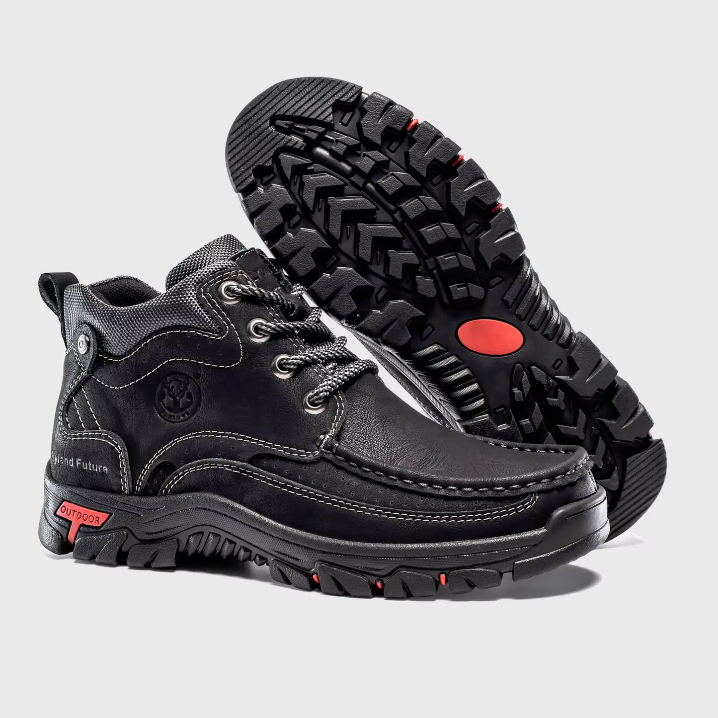 Durable rubber sole of Flyland classic lace up boots Land2511 in black color.